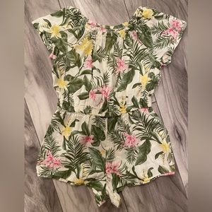 Old Navy Romper 2T. Like New!